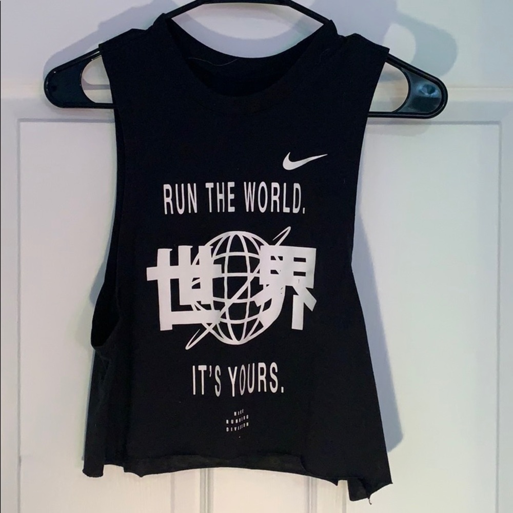 Nike Crop Top
